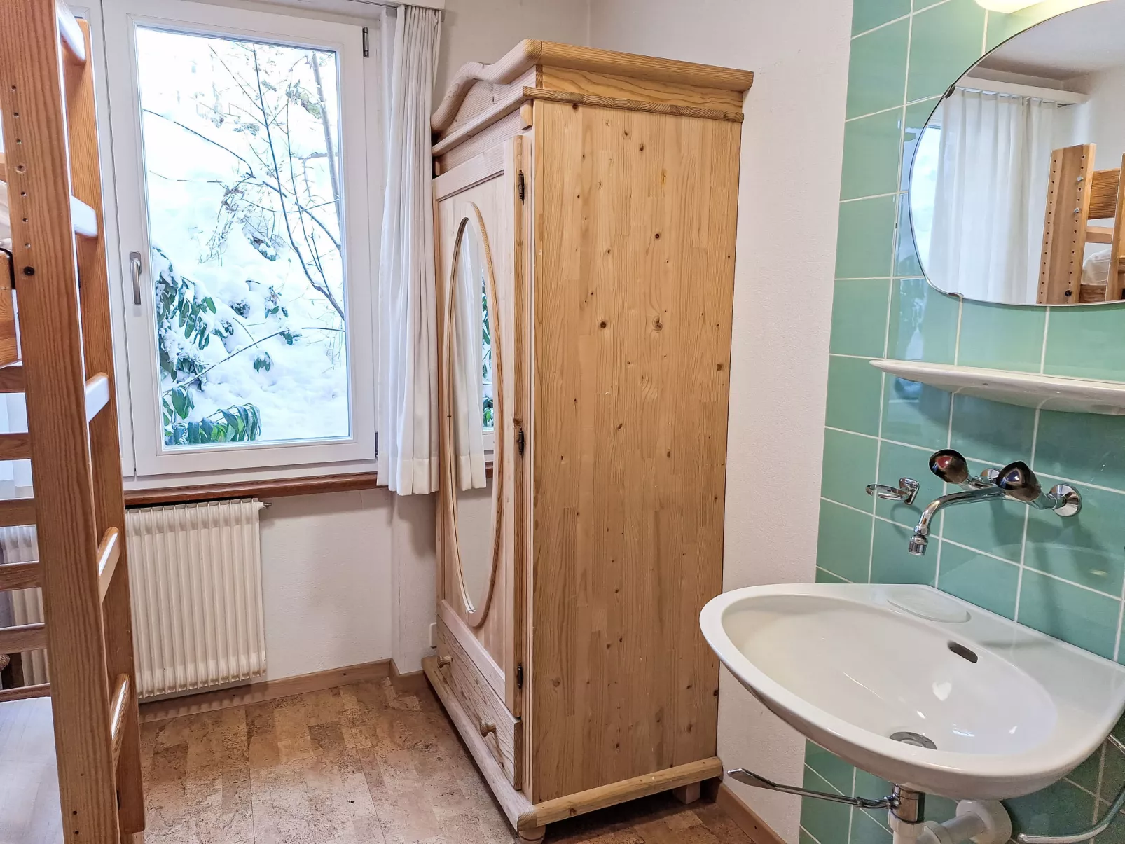 Chalet Shangri La-Inside