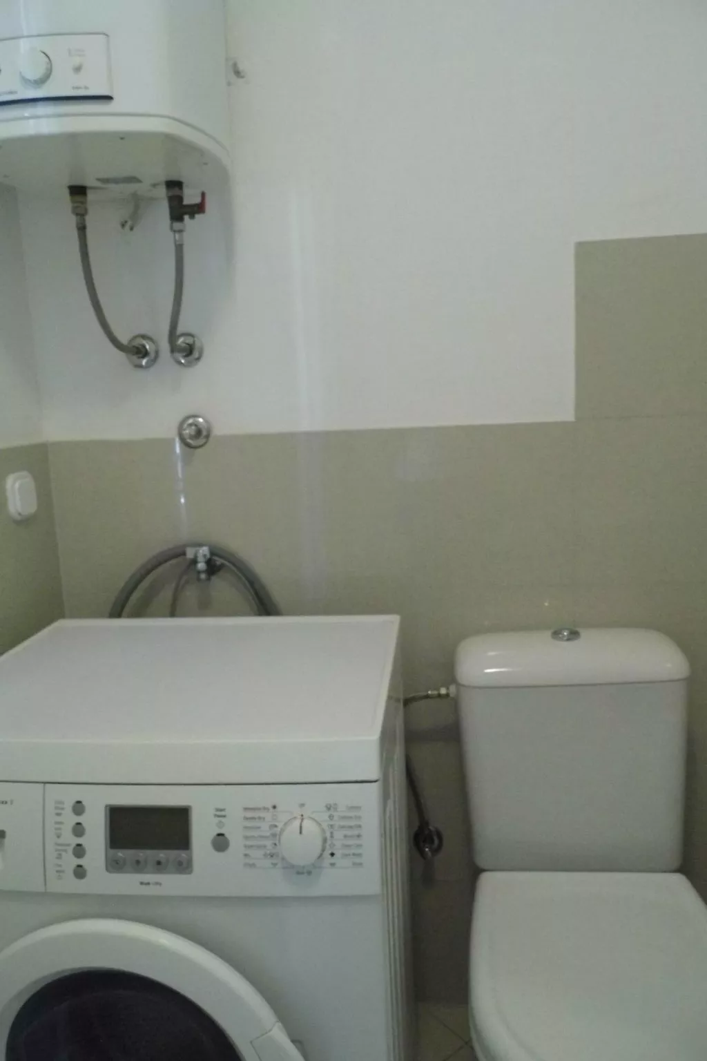 Mit Blick auf das Wasser-Inside