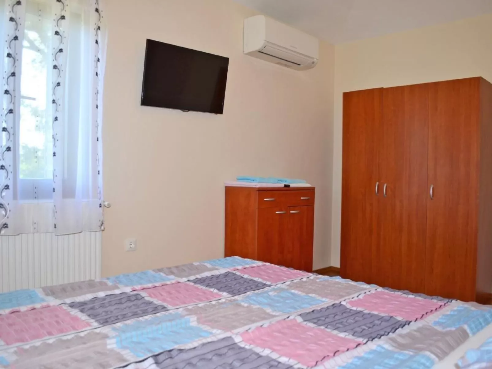 Gemütliches Ferienhaus in Medulin mit Großer Terrasse-Dedans