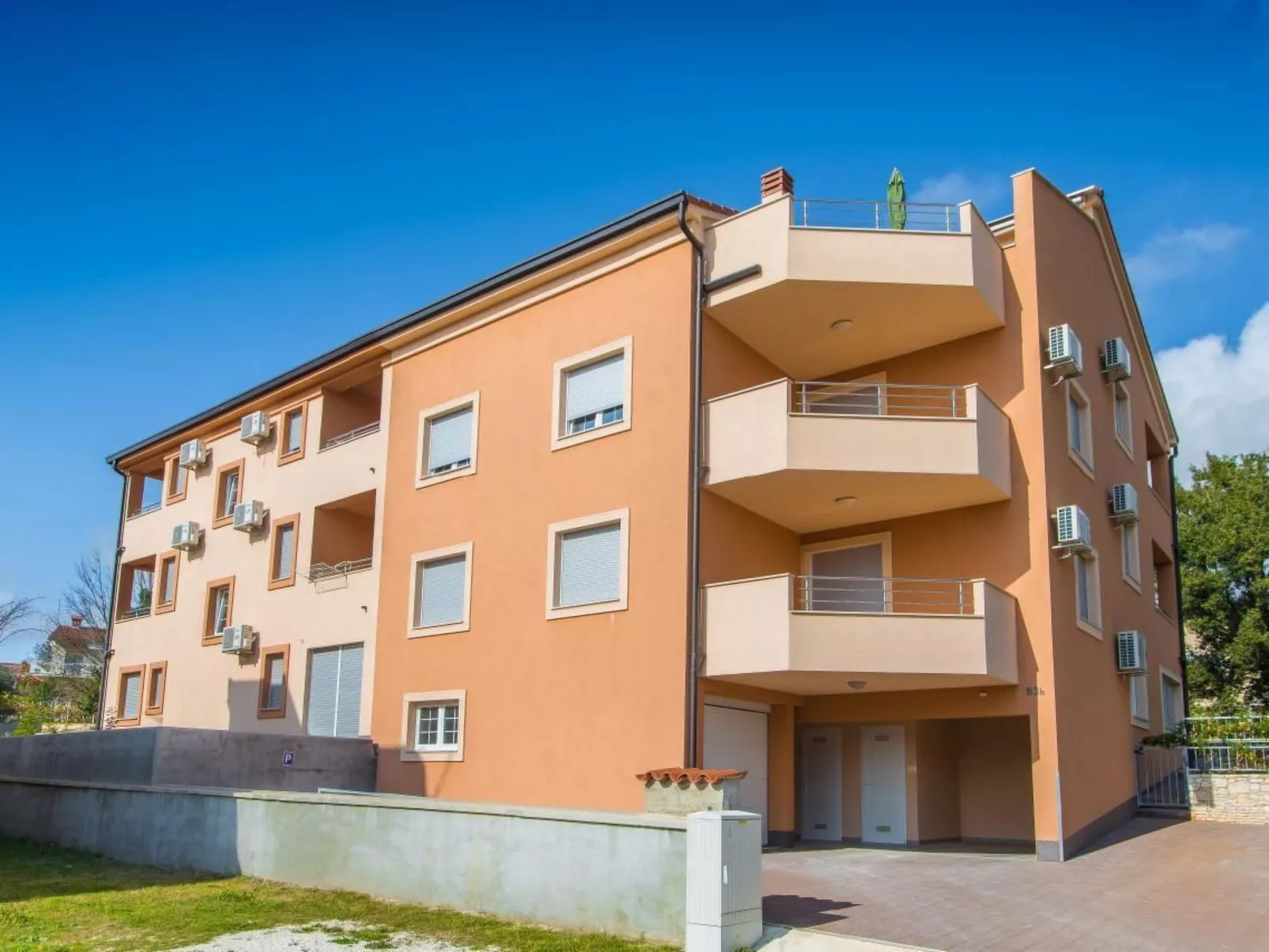 "Borka Regi" mit Balkon-Outside