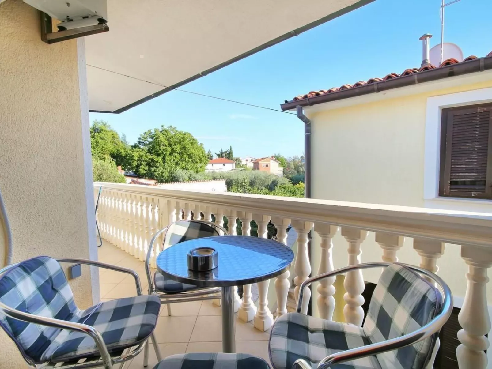 Für 4 Personen ca. 35 m&sup2; in Medulin, Istrien (Medulin und Umgebung)-Dehors