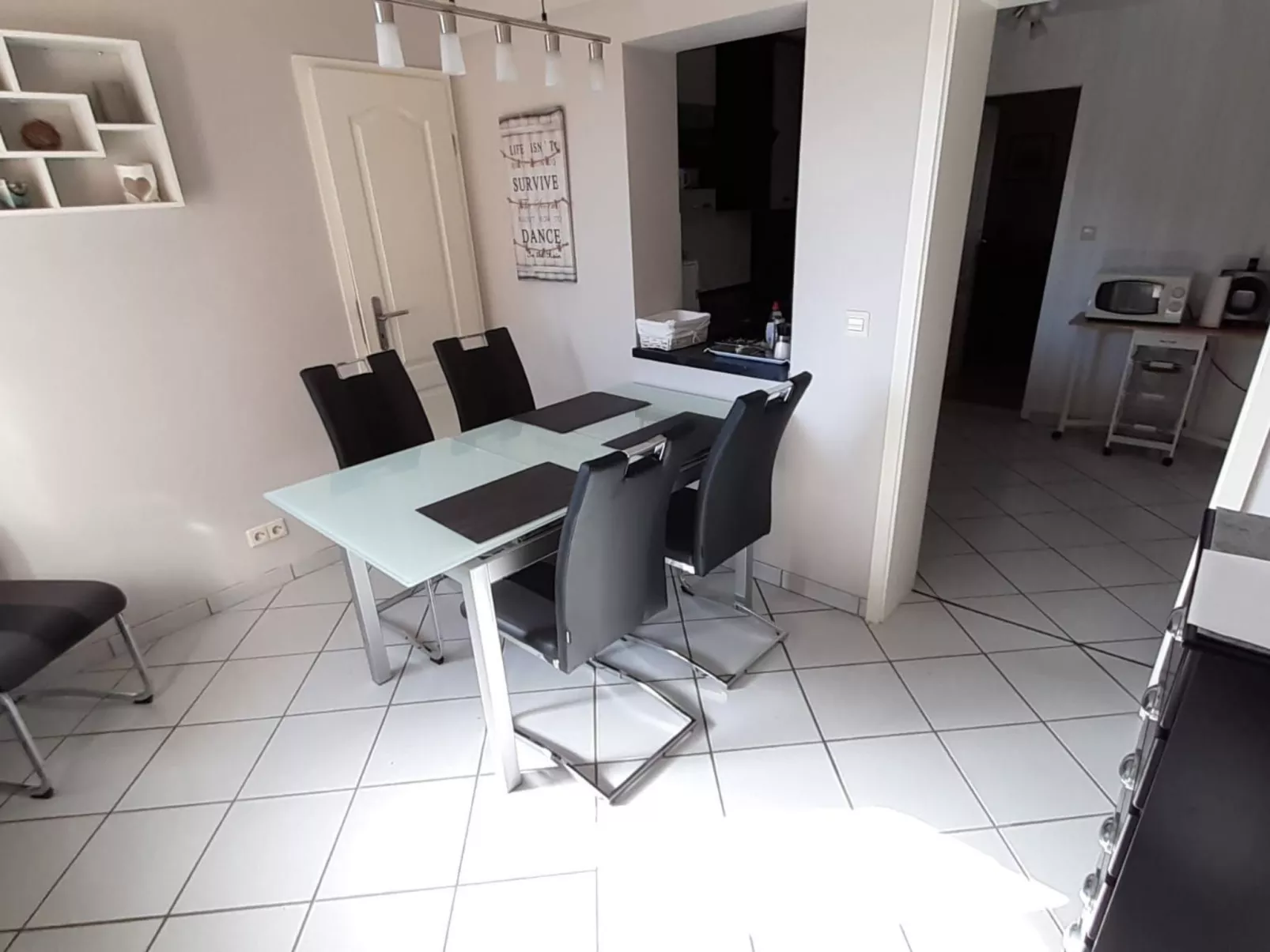 Große Wohnung in Tungendorf mit Grill-Inside