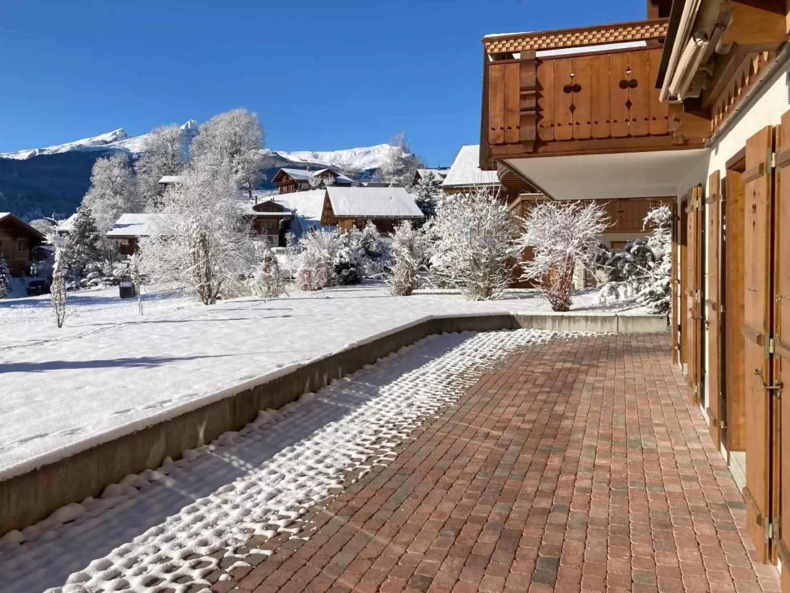 Cosima-Image-tags.info