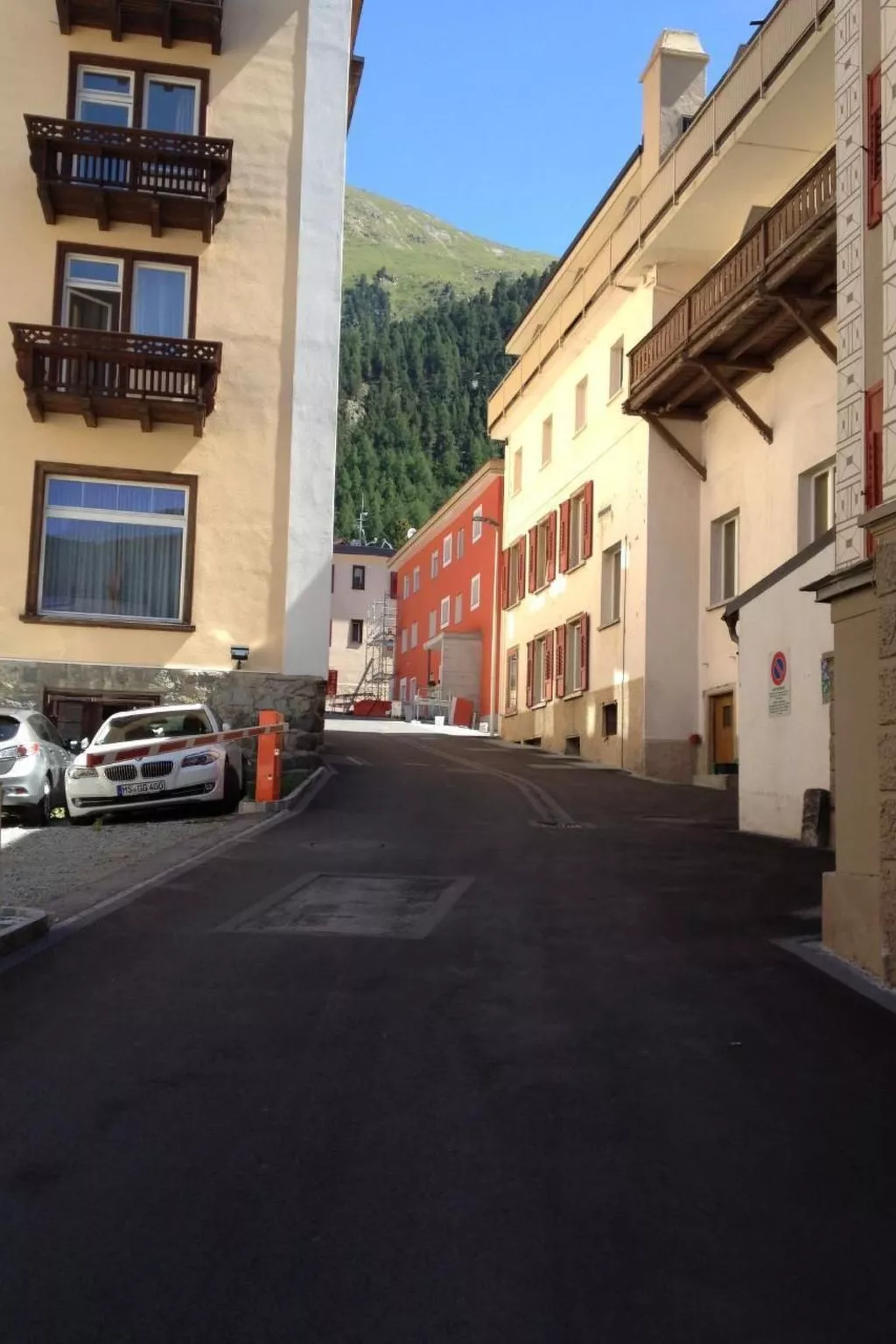 Chesa Bohner-Outside