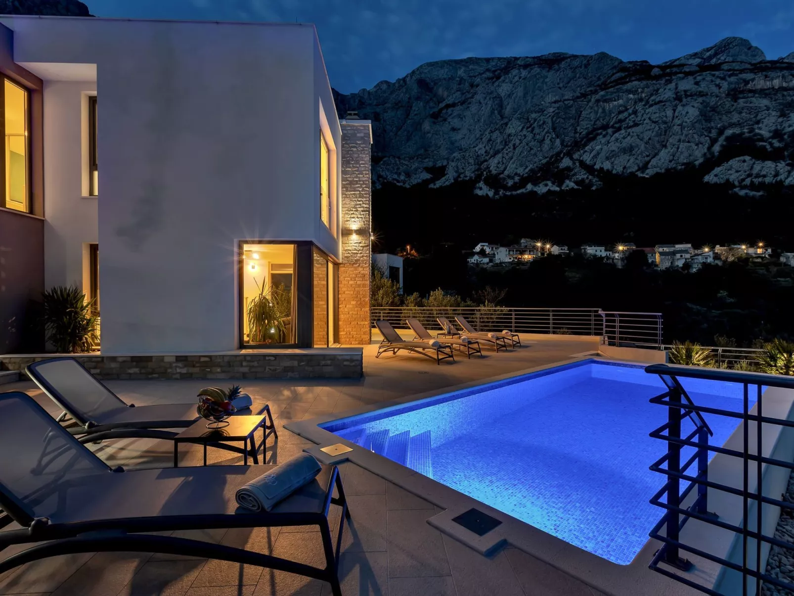 Villa Oscar mit Pool-Image-tags.info