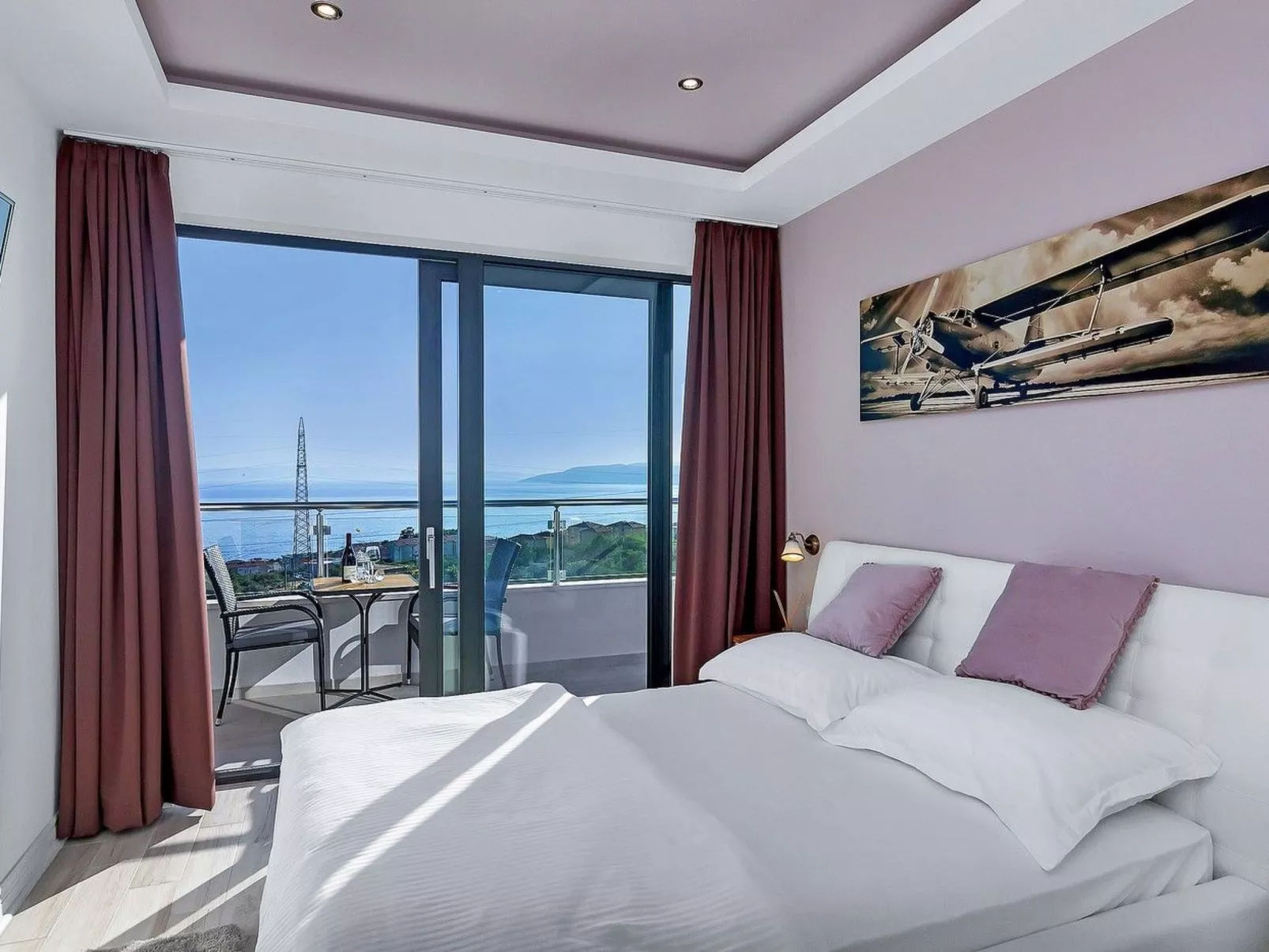 In Makarska mit Schöner Terrasse-Inside