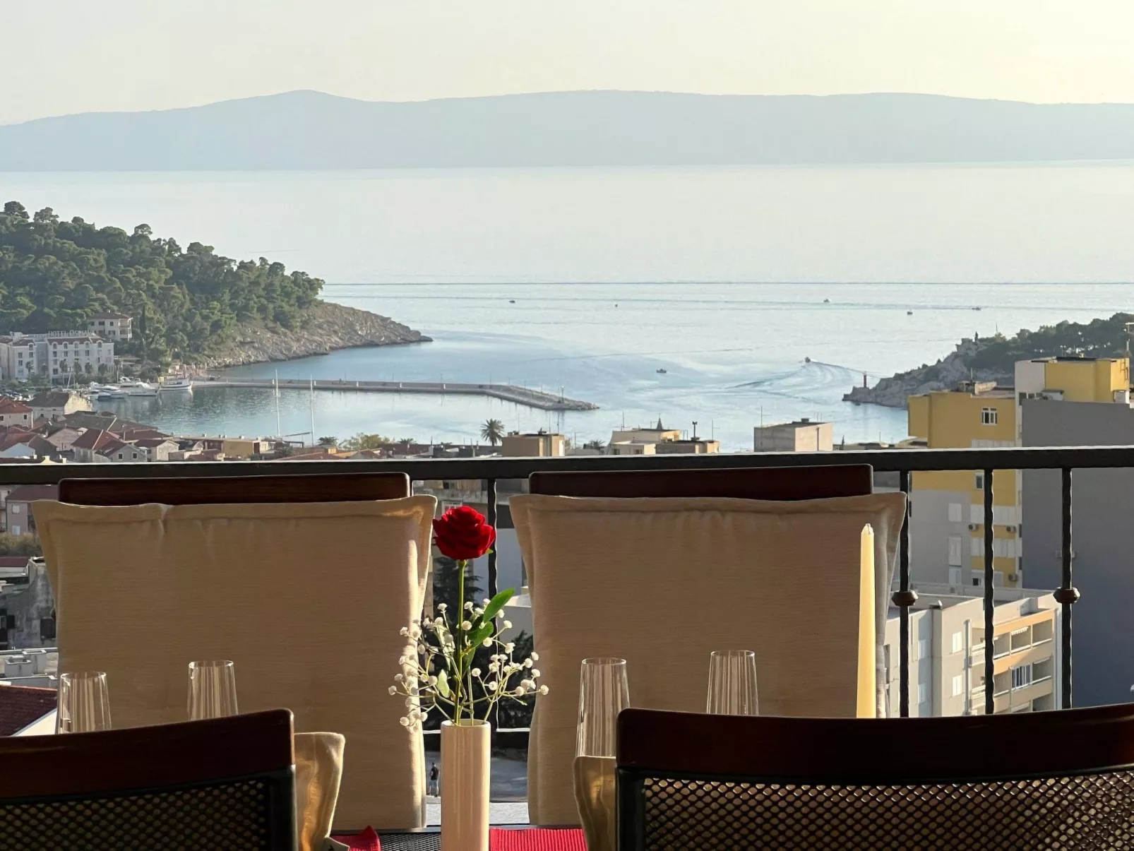 Penthousewohnung mit Whirlpool und Meerblick-Outside