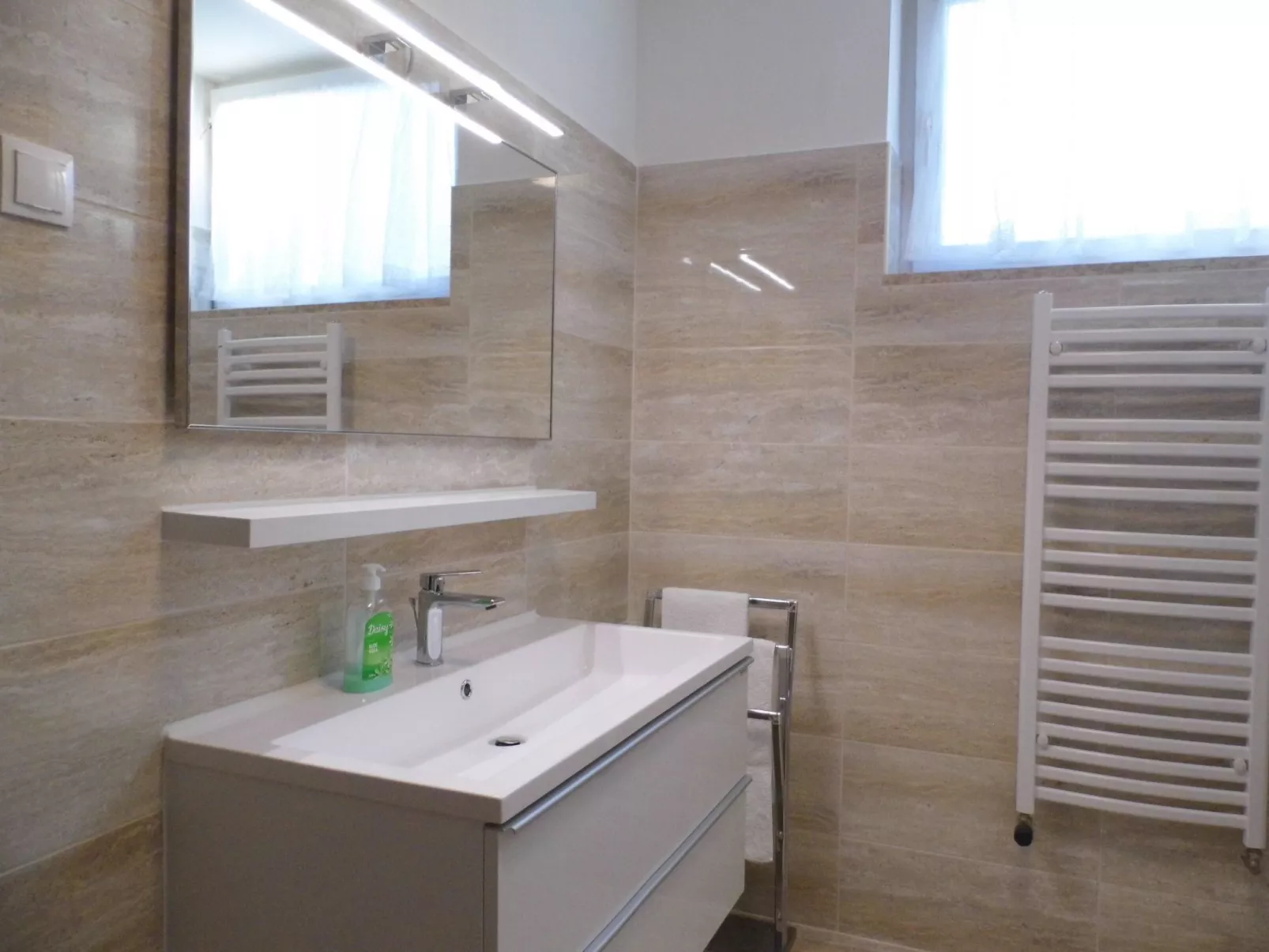 Wohnung "Nada" mit Terrasse-Inside