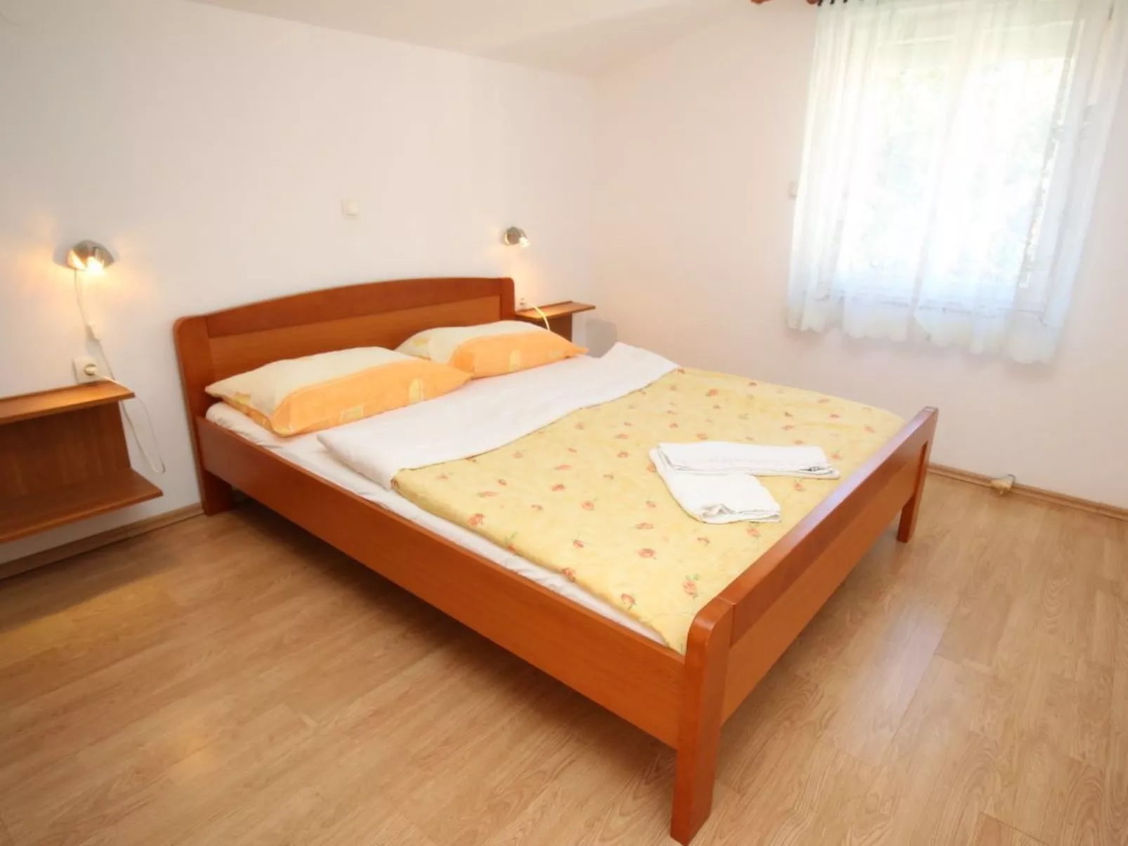 In Baška mit Eigenem Balkon-Image-tags.info