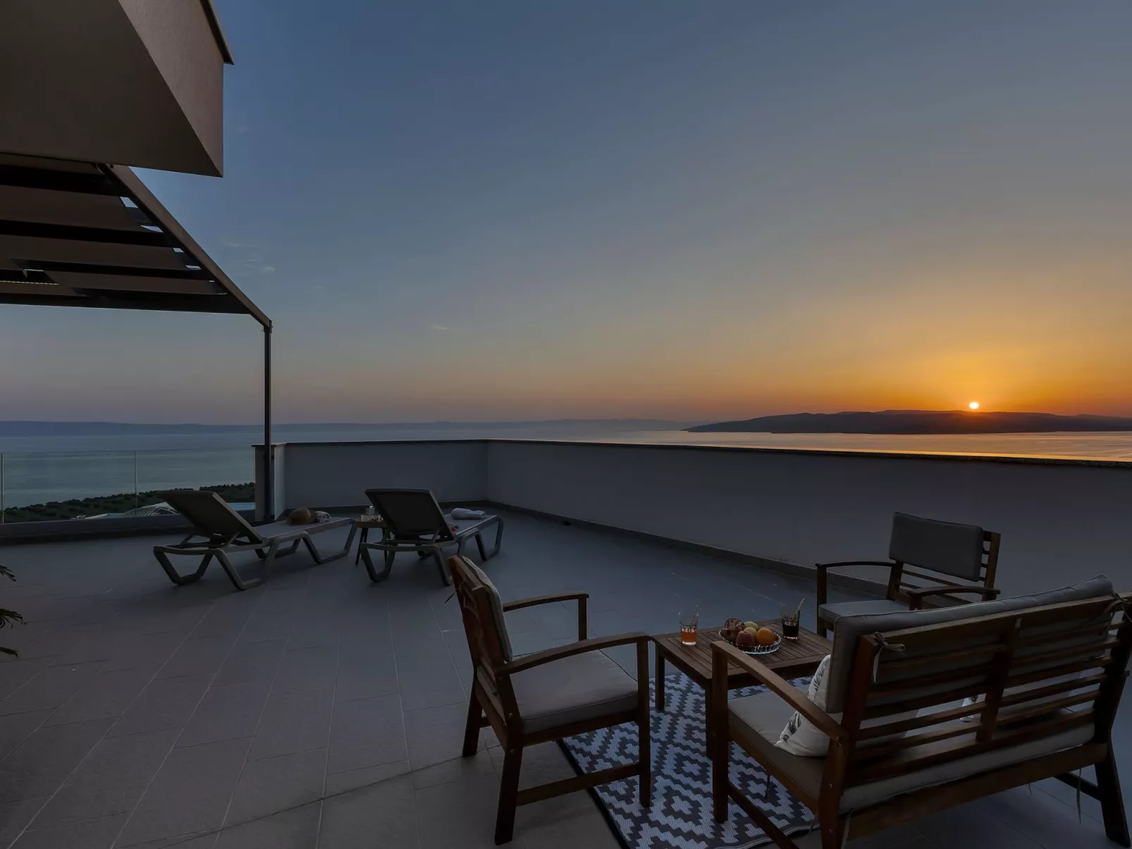 Villa inmitten der Natur in ruhiger Lage-Image-tags.info