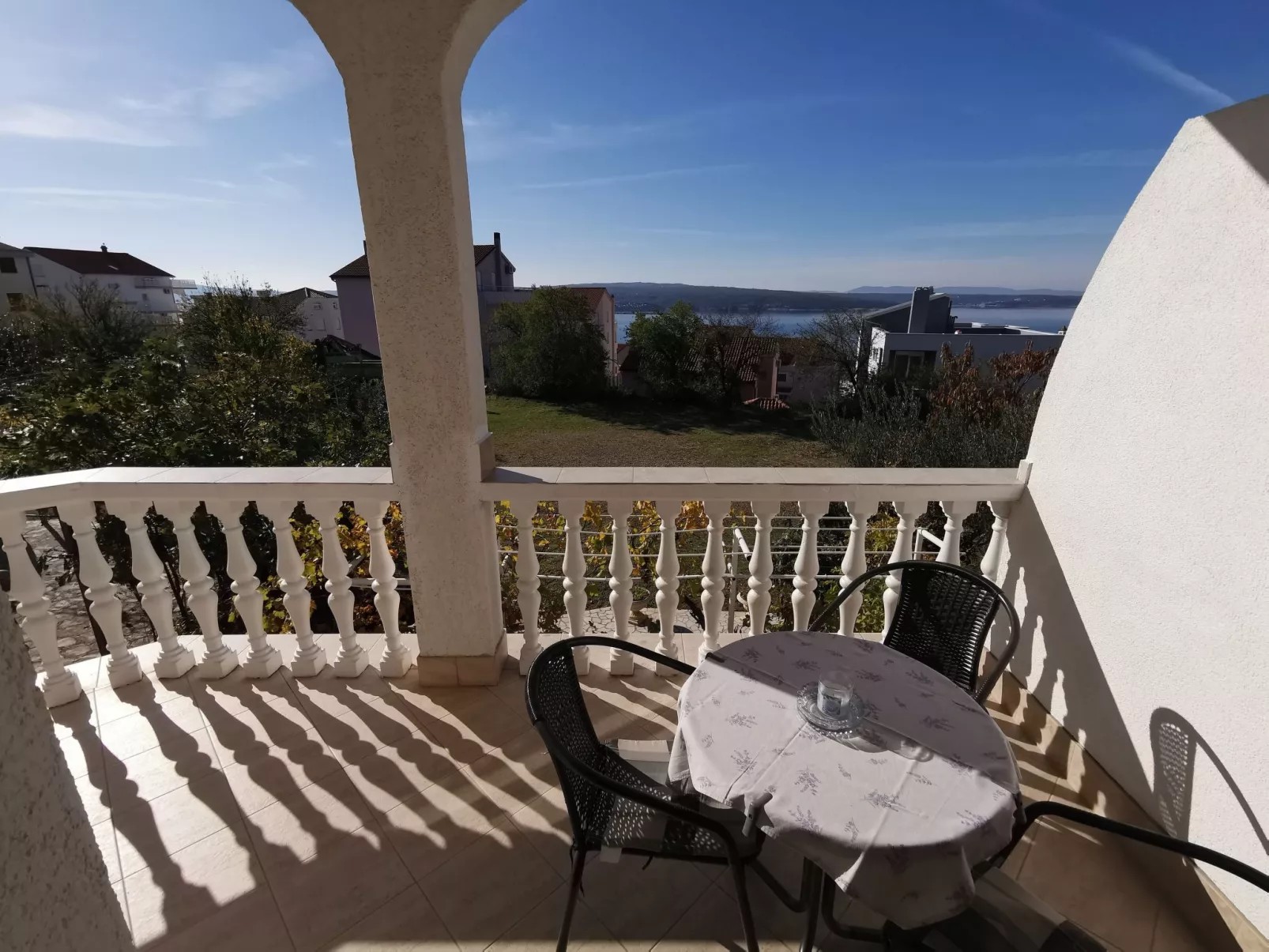 Appartement für 2-3 Personen mit Balkon-Draußen