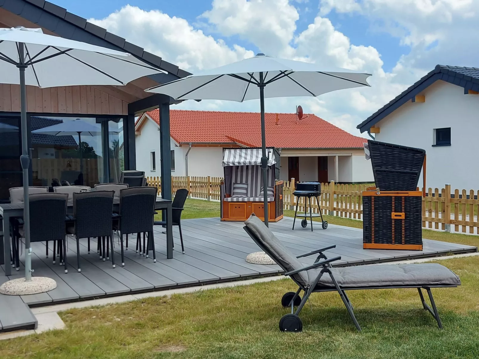 G5 Ferienhaus mit Garten in Eckwarderhörne-Dehors