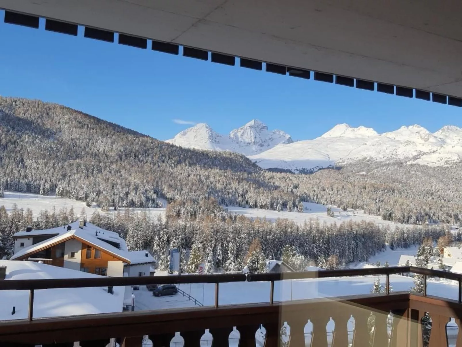 Chesa Furtüna-Dehors