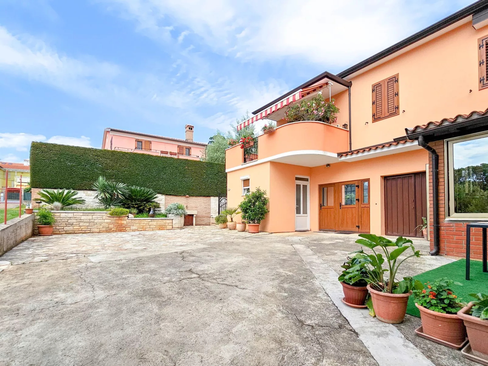 Für 2 Personen ca. 30 m&sup2; in Karigador, Istrien (Umag und Umgebung)-Draußen