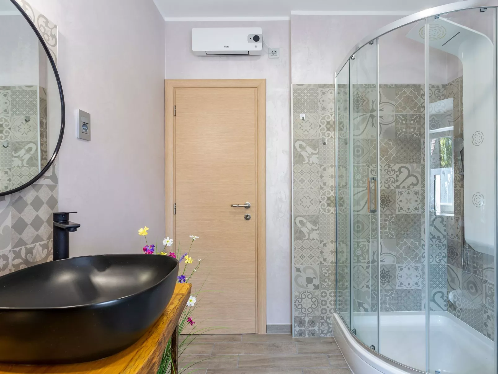 Anna in Lokve-Image-tags.info