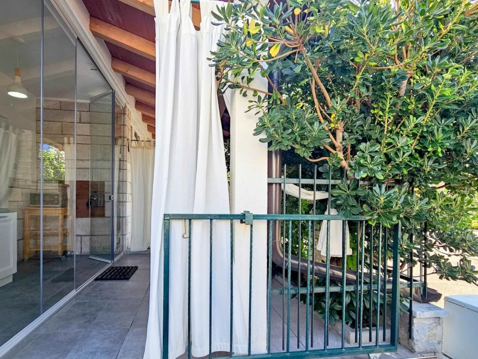 Für 2 Personen ca. 22 m&sup2; in Novigrad, Adriaküste Kroatien (Westküste von I-Image-tags.info