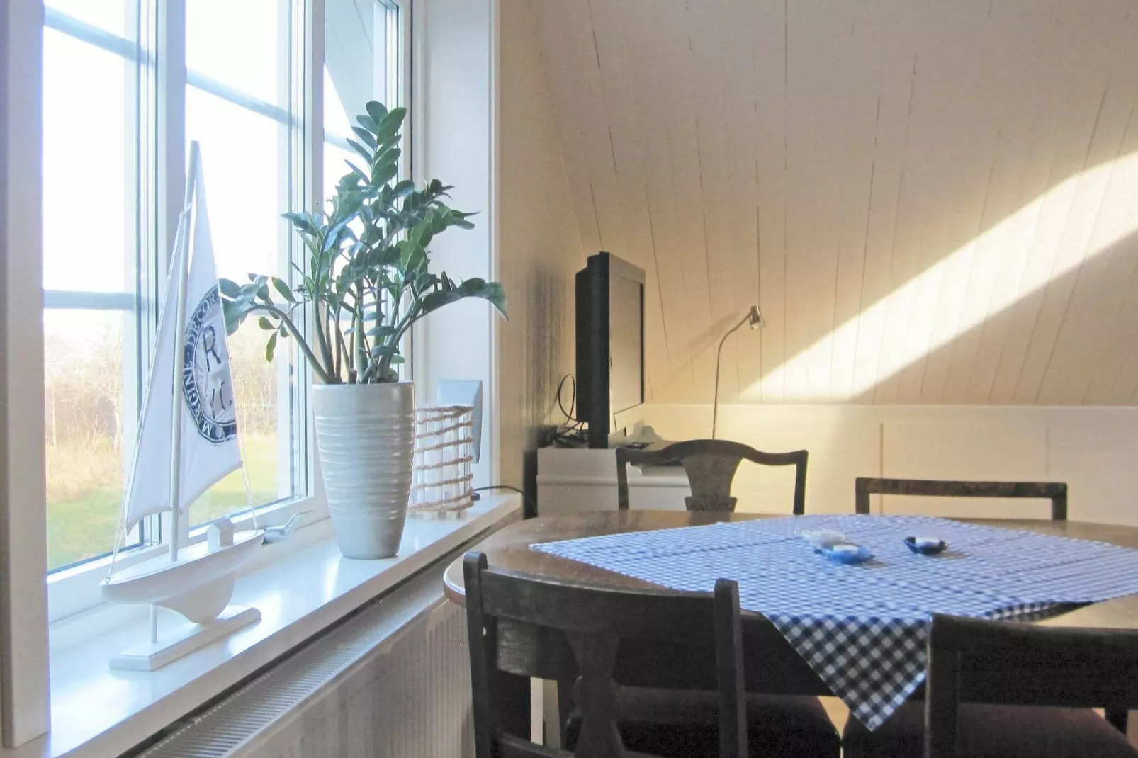 4 person holiday home in Romelanda-By Traum-Indoor