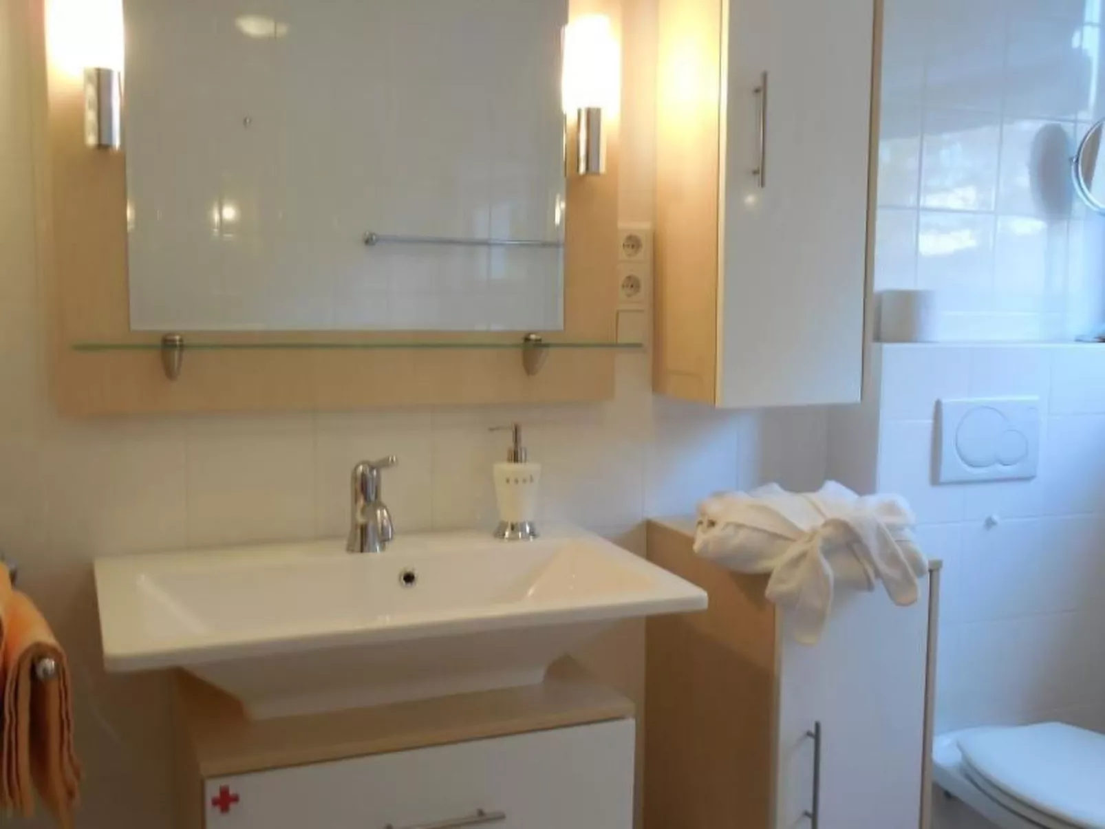 Exklusive Ferienwohnung mit Loggia am Waldrand-Image-tags.info