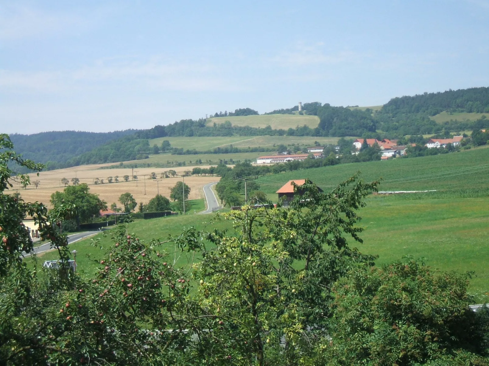 Gemütliche Ferienwohnung mit Garten-Image-tags.info