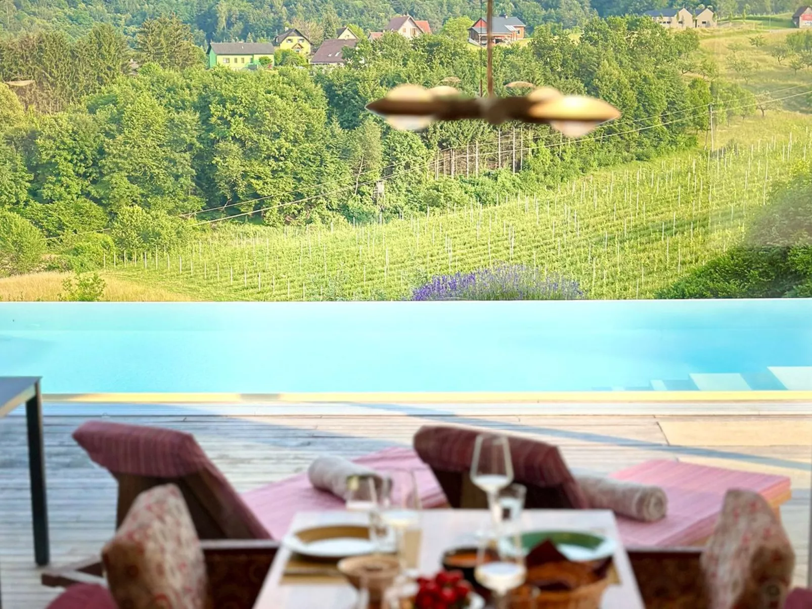 Das Rizzi - Freistehendes Haus mit Panoramapool-Image-tags.info