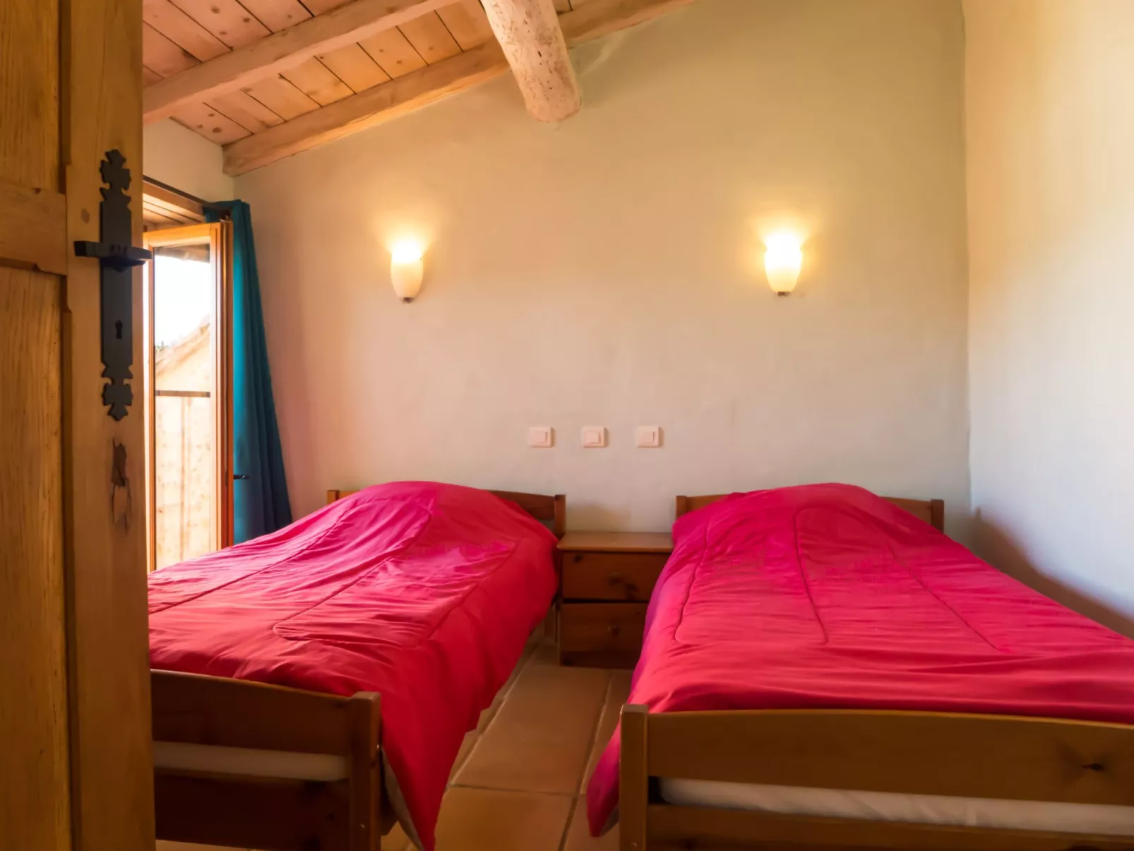 Komfortables Ferienhaus mit Privatpool-Inside