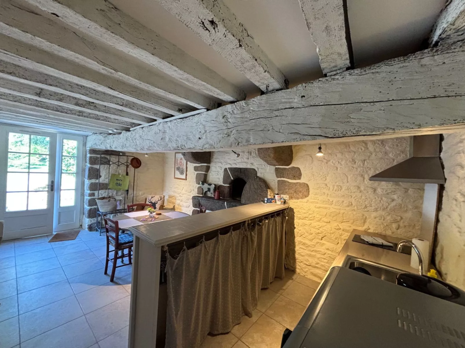 Maison la Boulangerie in Saint-Étienne-en-Coglès-Drinnen