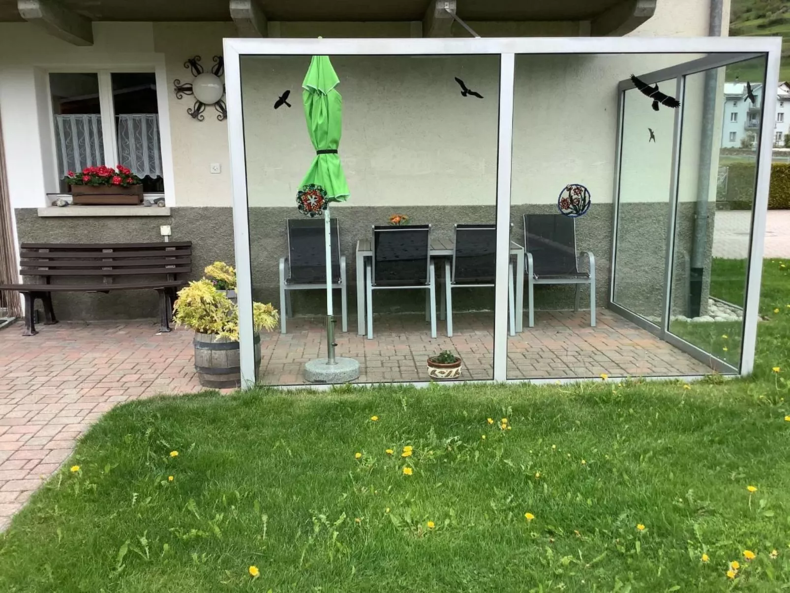 Sonnige 2.5-Zimmer Wohnung an ruhiger Lage-Draußen