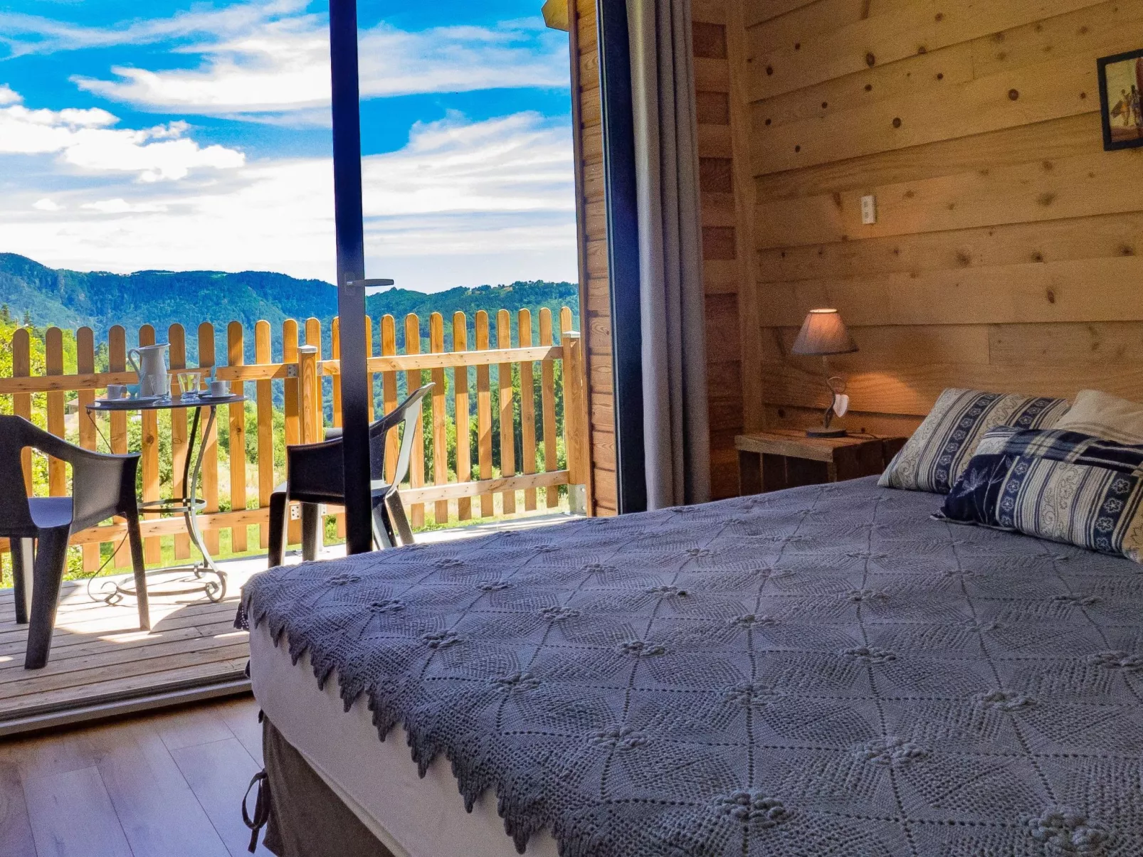 Gemütliches Steinhaus mit Garten-Image-tags.info