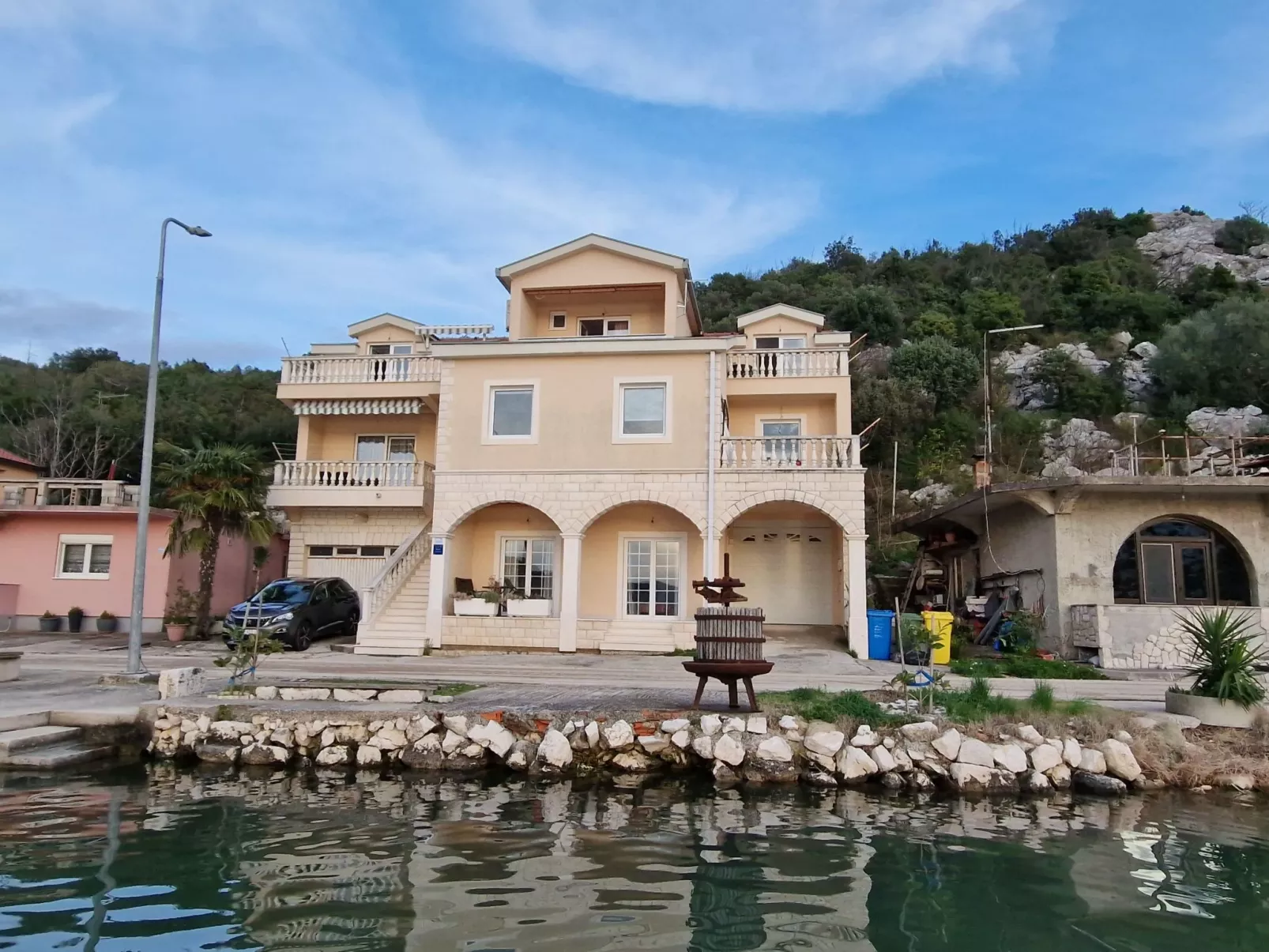 Für 4 Personen-Outside