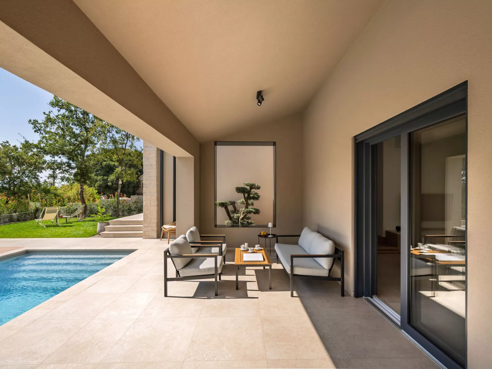 Design Villa Nux für 5 Personen mit beheiztem Pool-Dedans