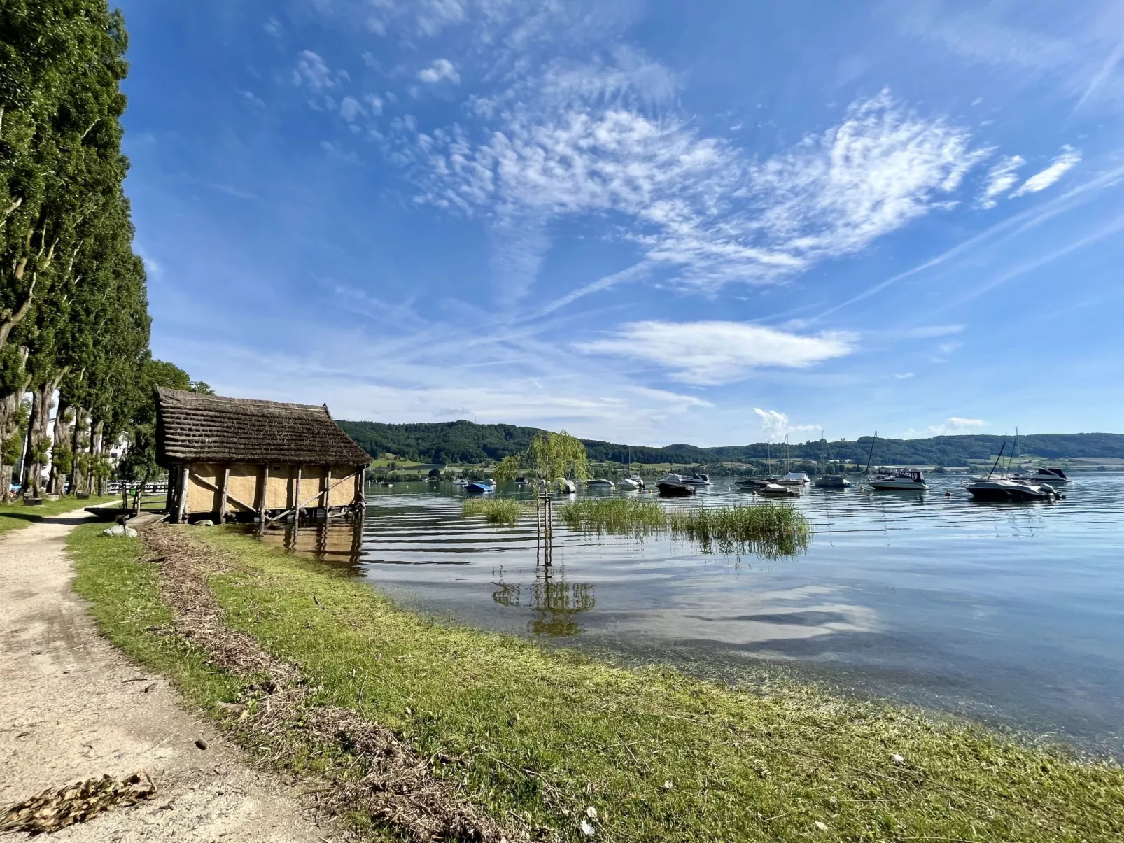 Haus am See mit direktem Seeanstoss-Area
