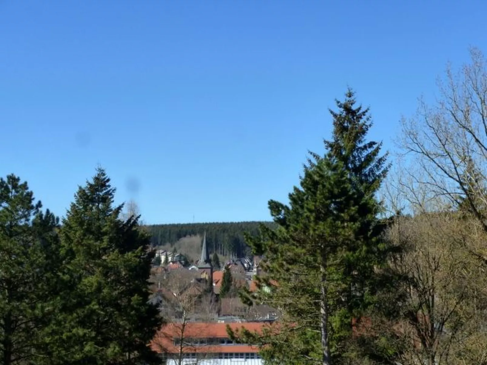 Moderne Ferienwohnung mit Balkon-Image-tags.info