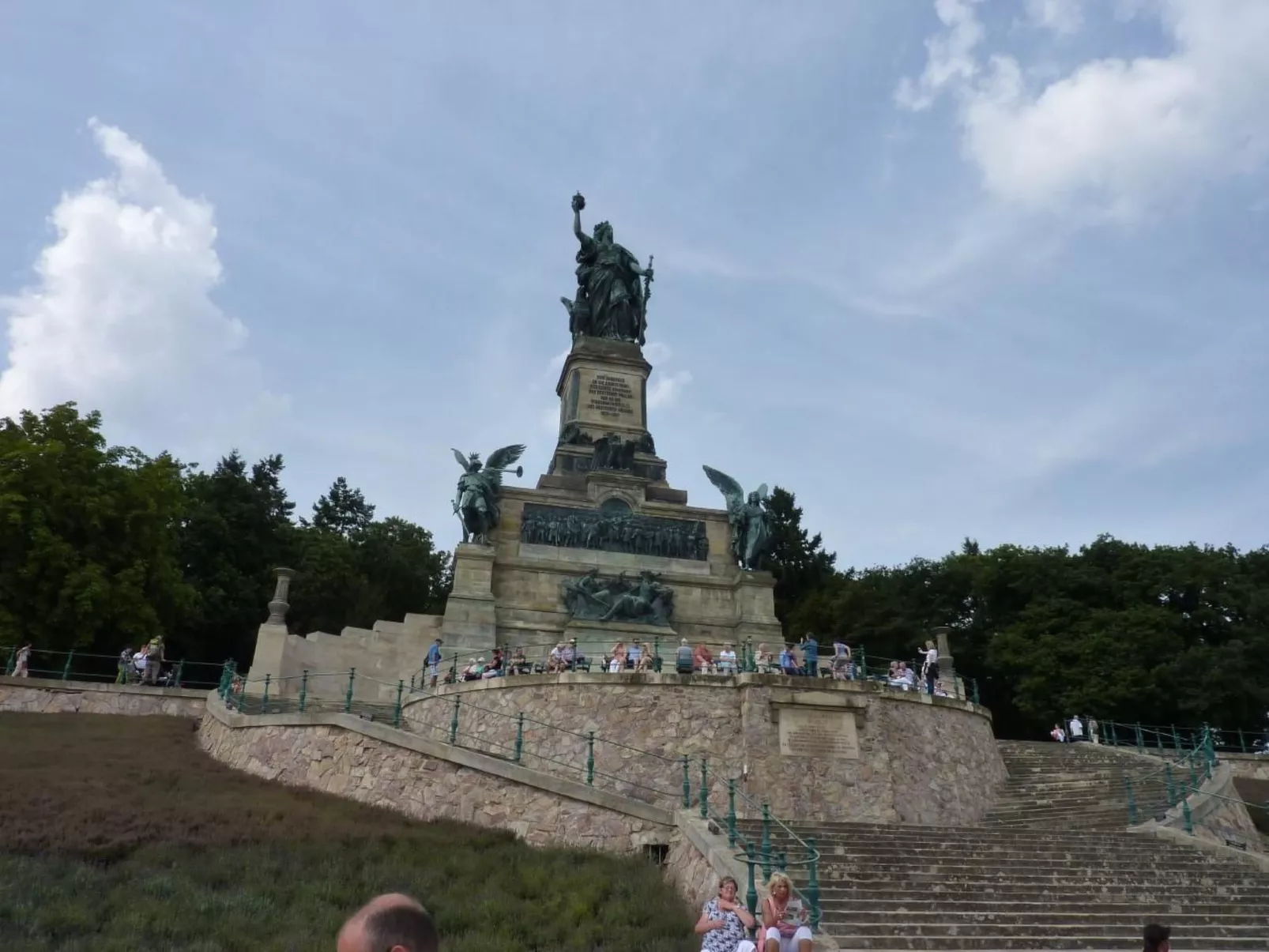Appartement mit Terrasse, Garten und Grill-Draußen
