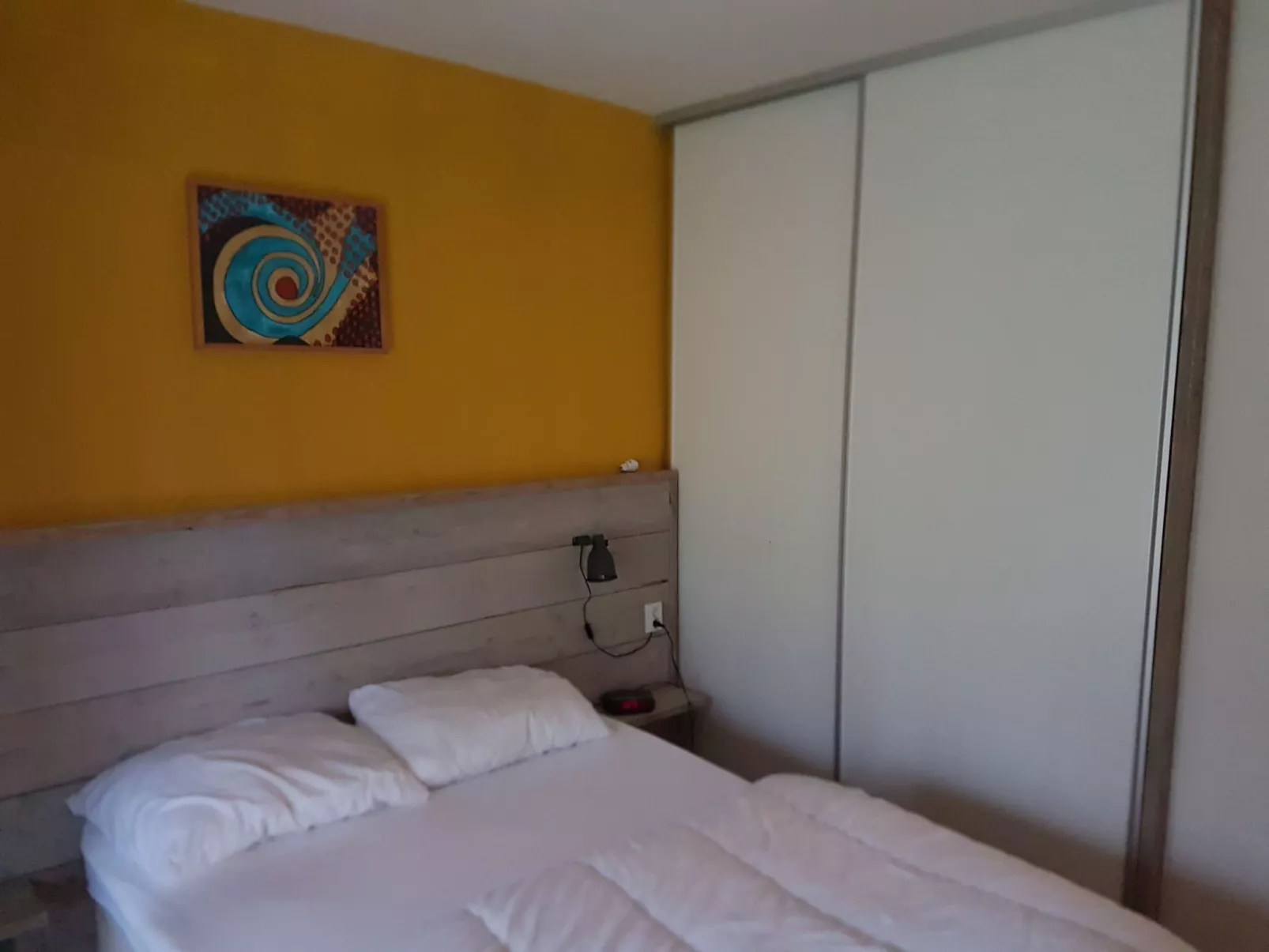 Mit Garten, Grill und Terrasse-Drinnen