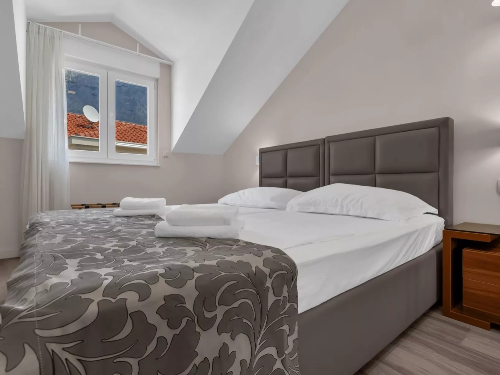 Brotis - apartment with sea view-Drinnen