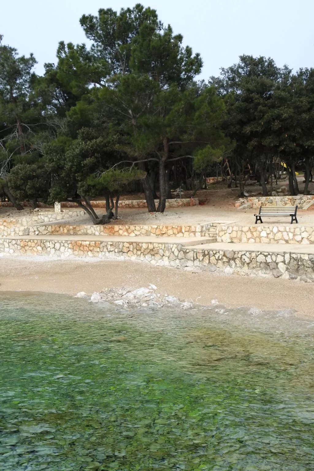 Gemütliches Ferienhaus in Pinezići mit großer Terrasse-Dehors
