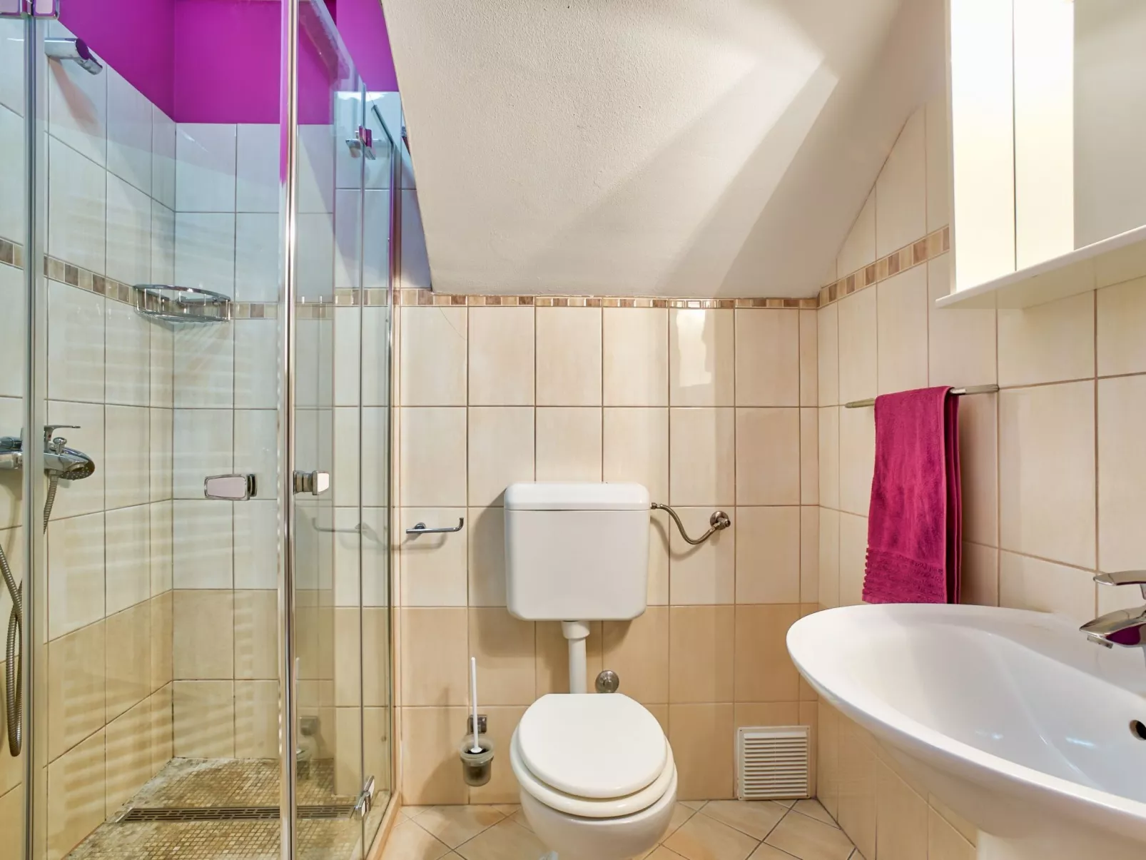 "Ines" mit Whirlpool-Inside