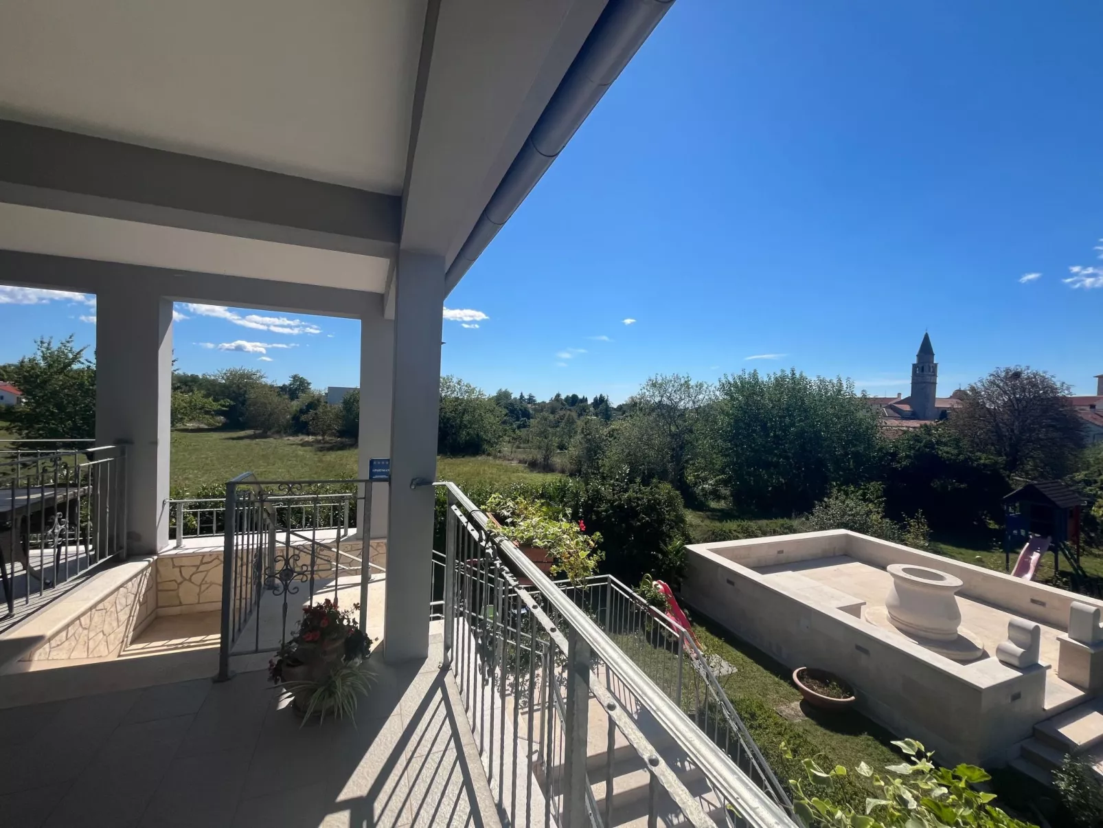 Wohnung "Wohnung Sterna mit Pool"-Image-tags.info