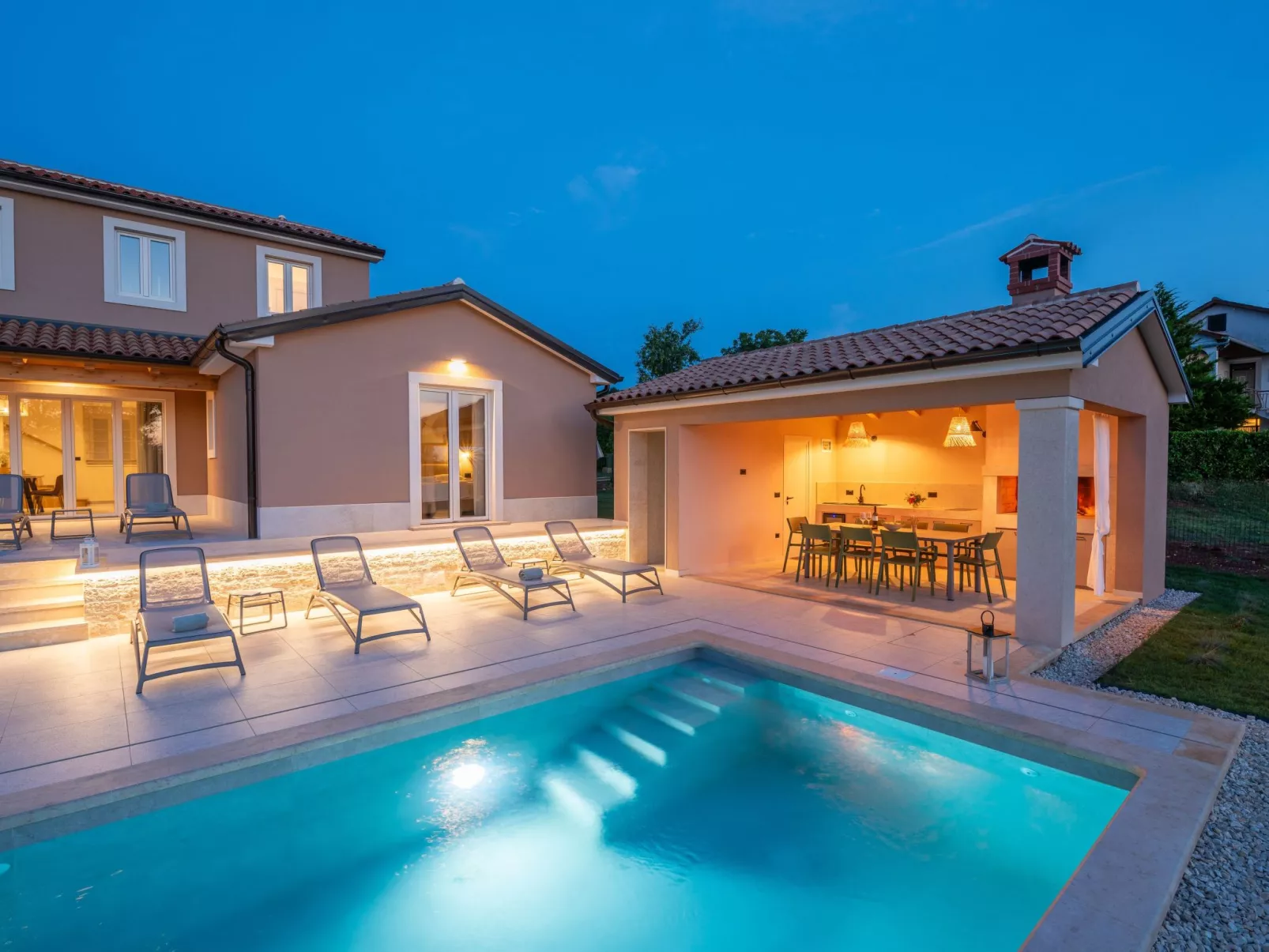 Villa Sentiero-Draußen