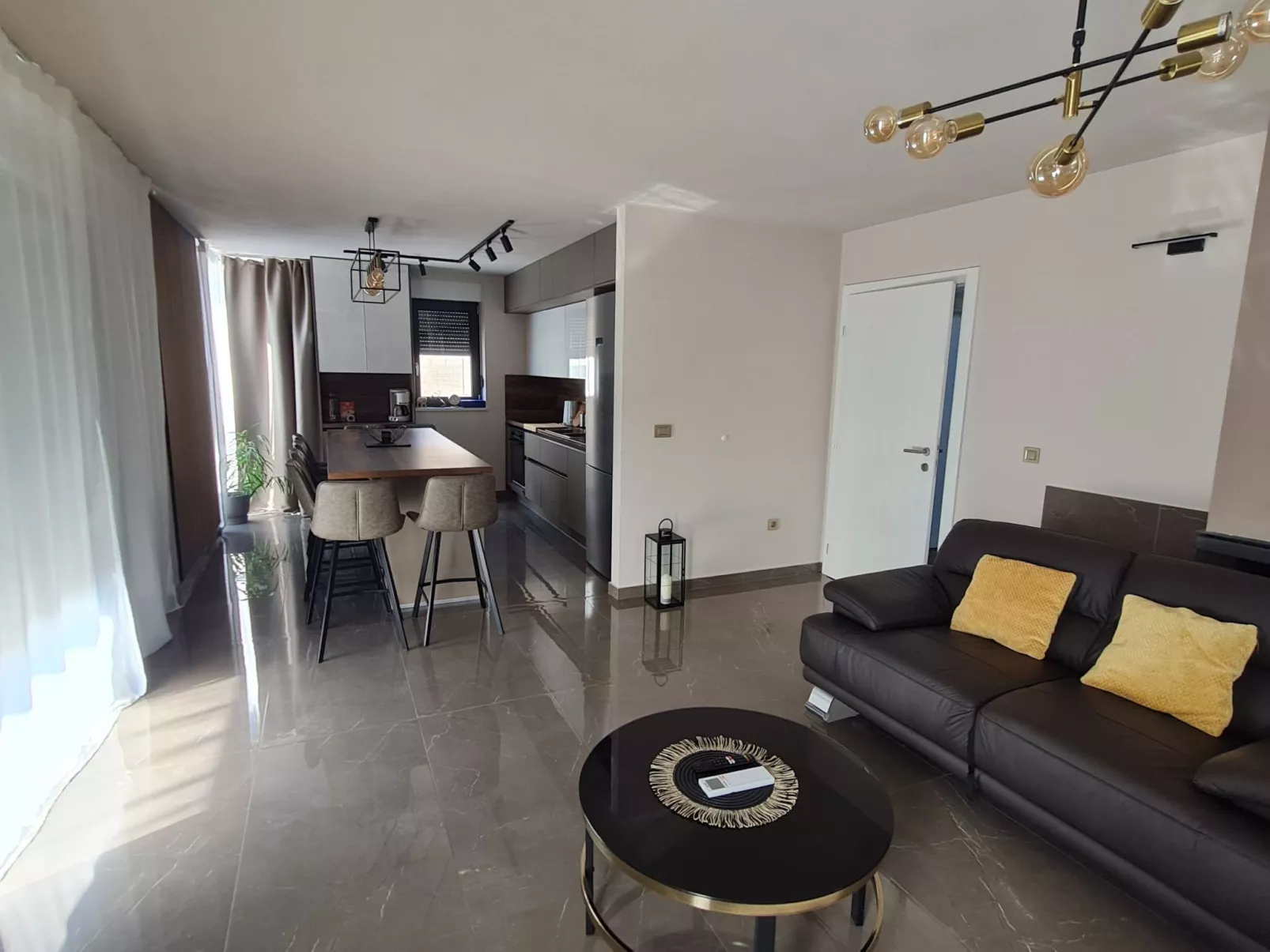 Villa "Val 21" mit Pool, Fitness und Sauna-Drinnen