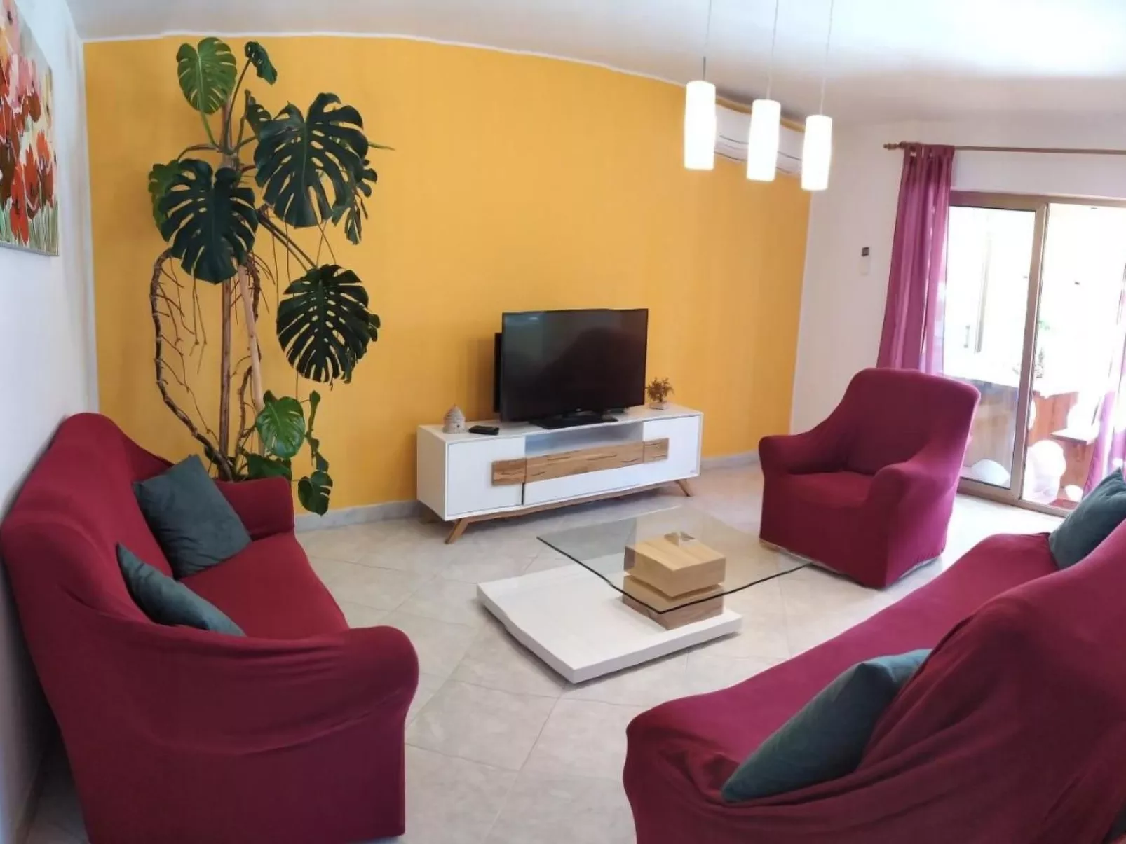 Ferienvilla mit eigenem Garten und Grill-Image-tags.info