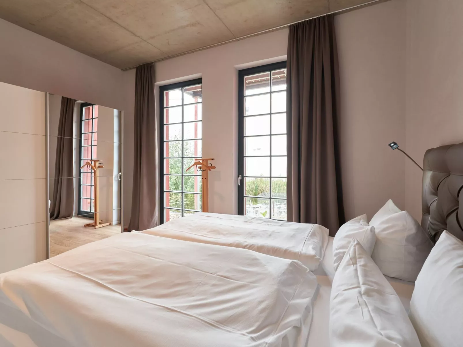 Appartement in Brandenburg An Der Havel mit Grill, Terrasse und Garten-Inside