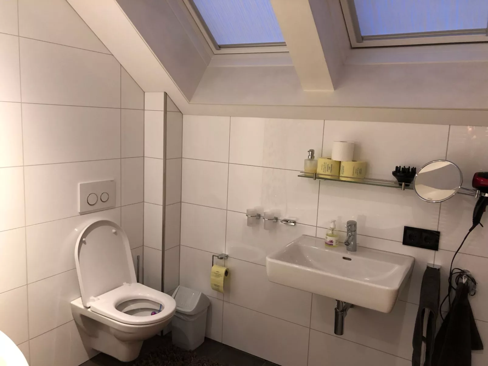 Mit Privatpool für 4 Personen  + 4 Kinder ca. 220 m&sup2; in Thüringen, Vorarlb-Inside