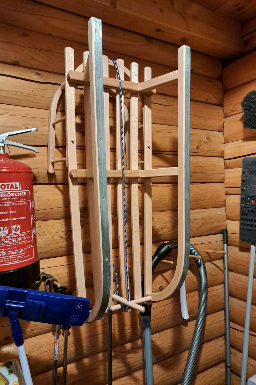 Blommen in Falkertsee-Outside