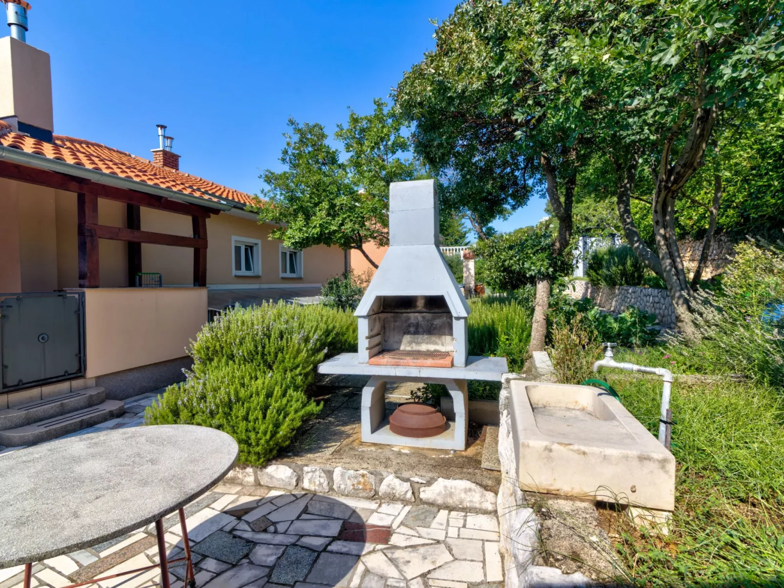 Wohnung für 6 Personen mit Panoramablick aufs Meer-Dehors