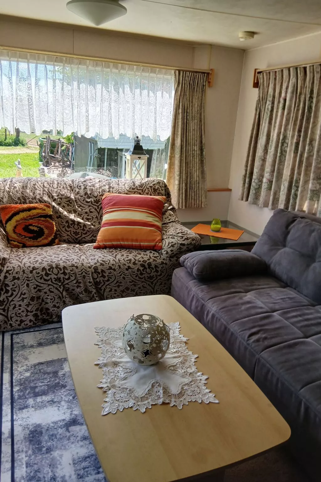 Eifel Domizil-Drinnen