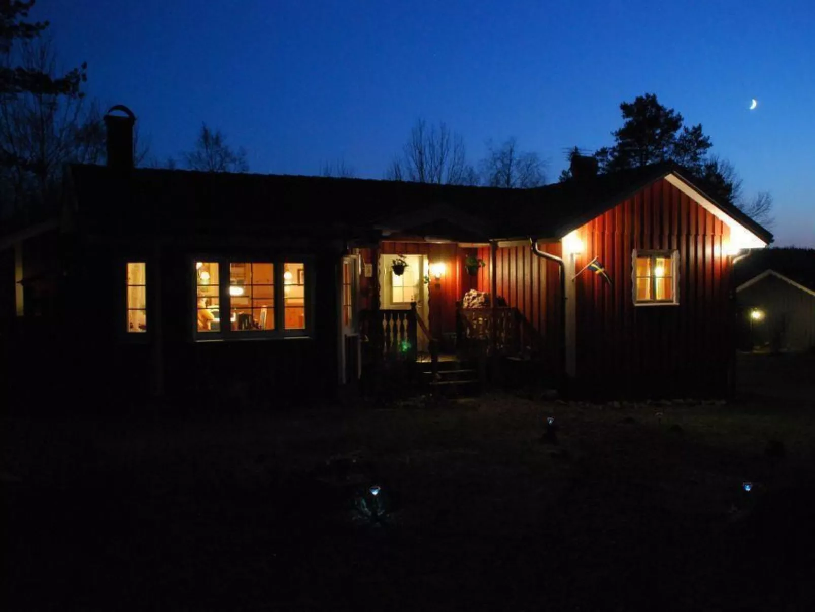 Idyllisch gelegenes, ebenerdiges Haus mit Terrasse-Dehors
