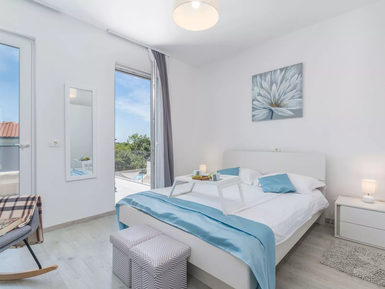 'Villa Selest' mit Wasserblick-Dedans