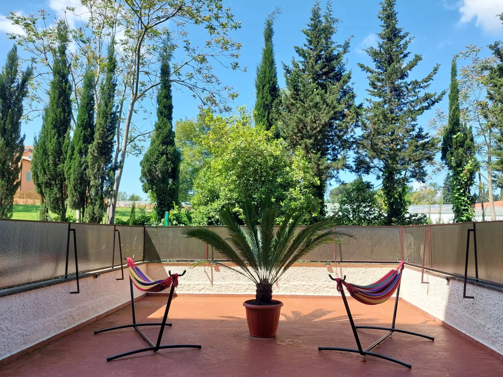 Rome Aurelia Terrace close to St Peter's Square Free Parking and Pool-Draußen