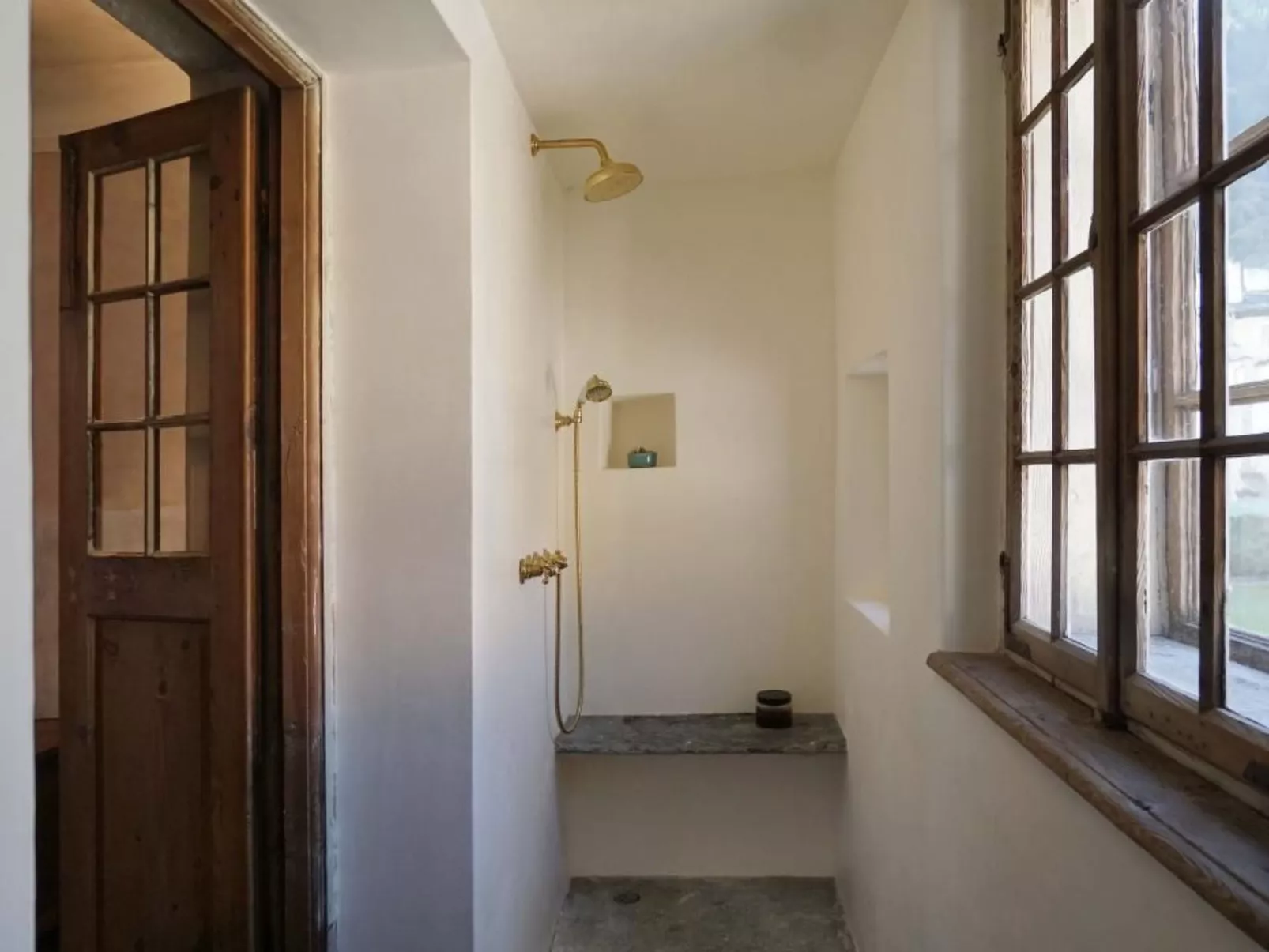 Bündner Zuckerbäckerpalazzo unter Denkmalschutz-Drinnen